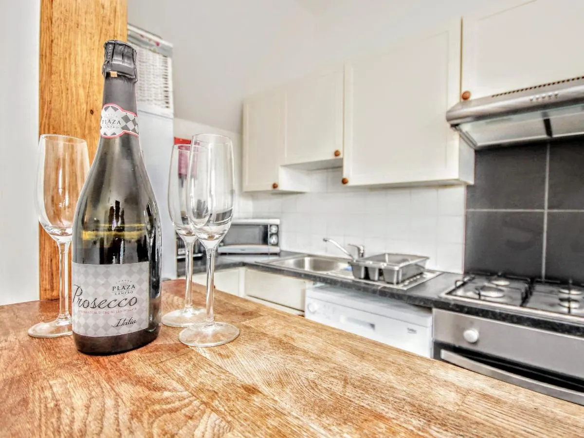 Queens Square Flat 3 Brighton 아파트 영국