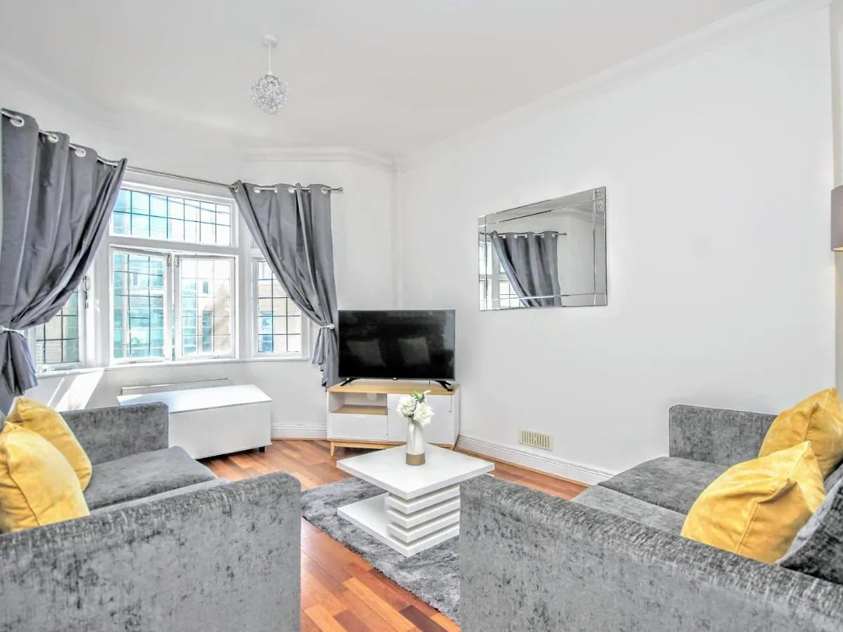 Queens Square Flat 3 Brighton